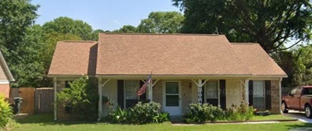 7004 Hillshire Dr