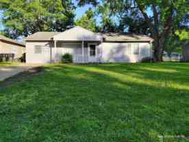 3570 Sw Kerry Ave - Photo 1 of 1