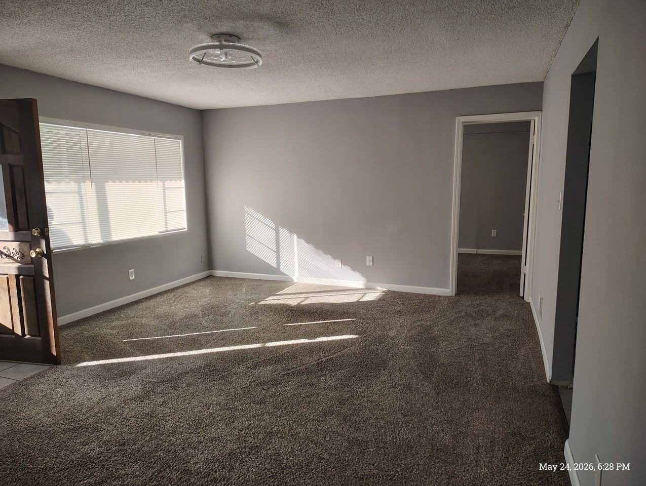 3570 Sw Kerry Ave - Photo 3 of 8