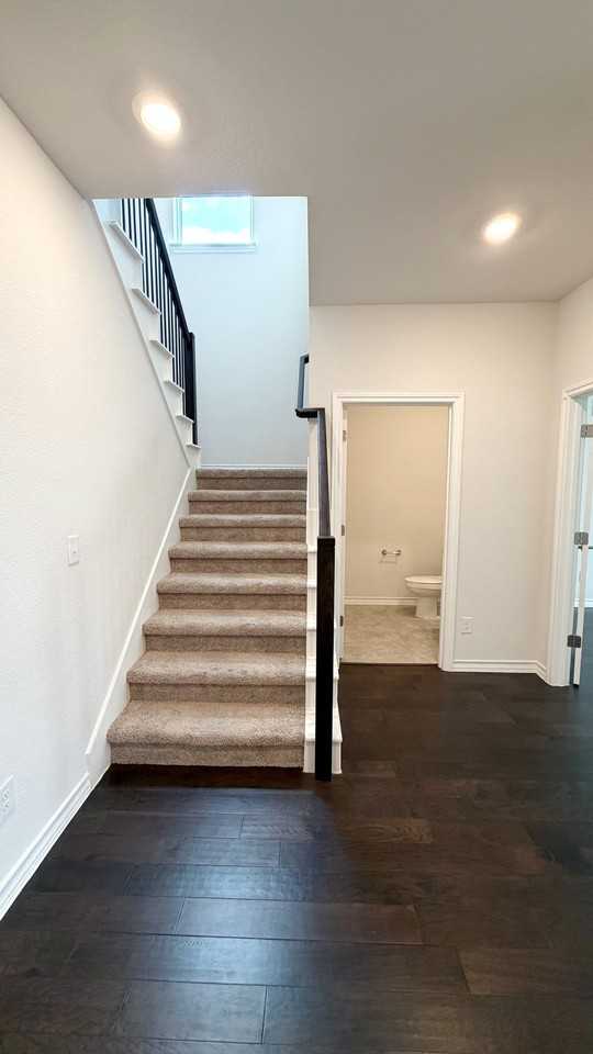 109 Rampart Loop - Photo 2 of 23