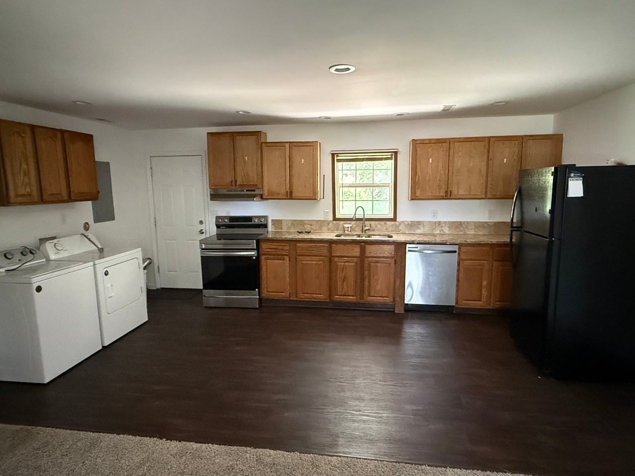 17 Warsen Ave - Photo 2 of 11
