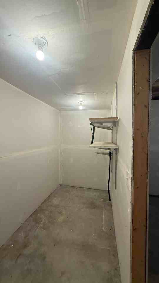 17 Warsen Ave - Photo 4 of 11