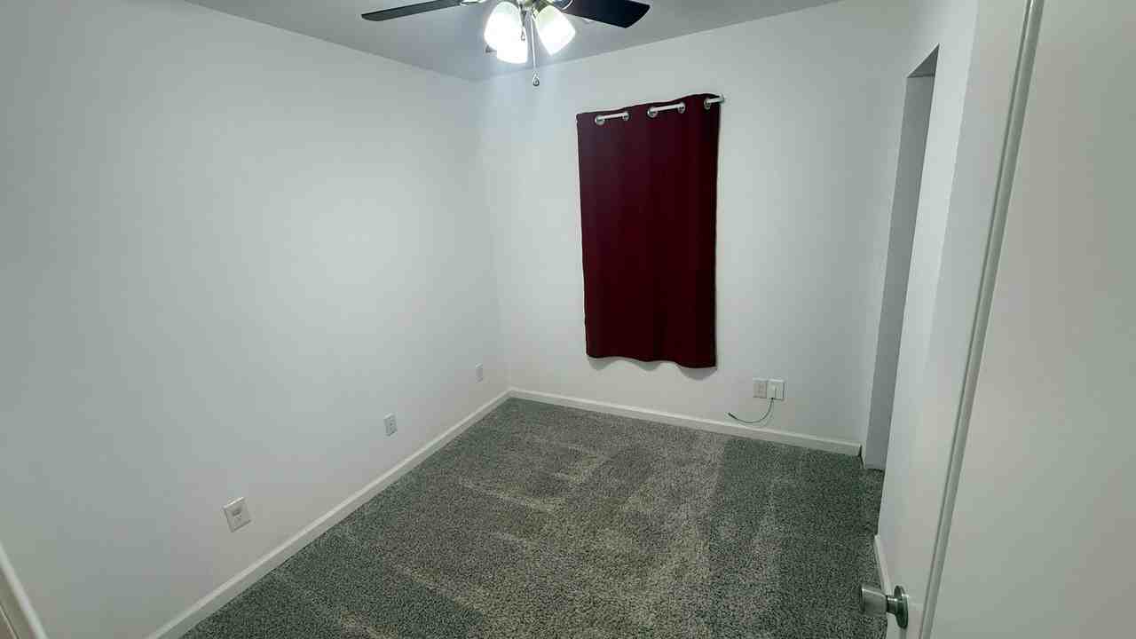 17 Warsen Ave - Photo 7 of 11