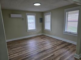 featured image of 614 Fairview Ave #7