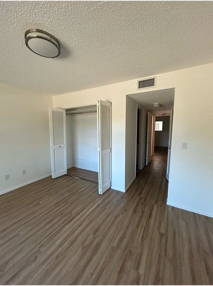 1540 Glen Oaks Dr E #B222 - Photo 7 of 18