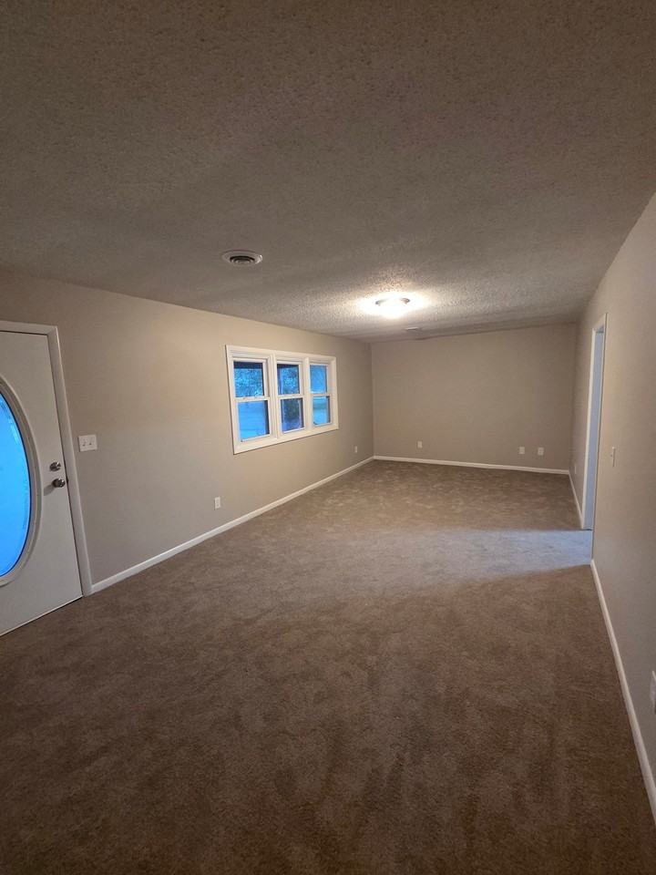 515 Lillard Rd - Photo 3 of 14