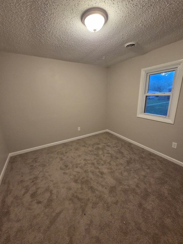 515 Lillard Rd - Photo 6 of 14