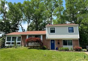 featured image of 1211 Van Buren Cir