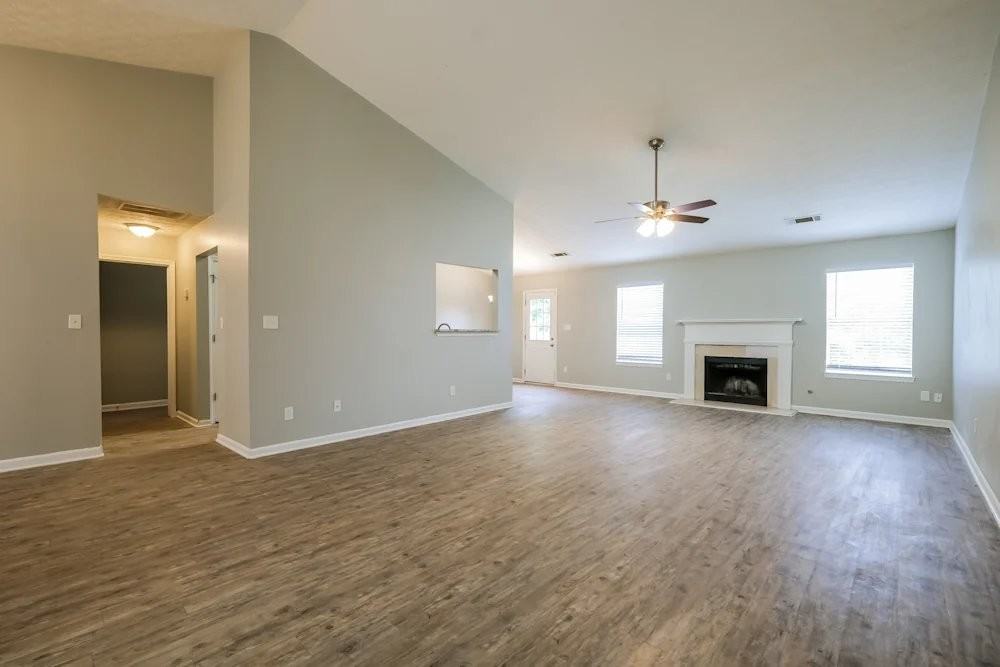 2182 Lazy Days Rd - Photo 2 of 10