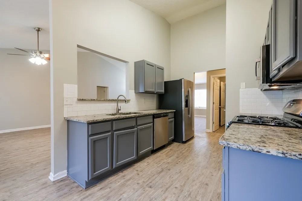 2182 Lazy Days Rd - Photo 4 of 10