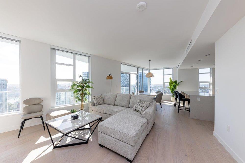 1289 Hornby Street #370X - Photo 7 of 17