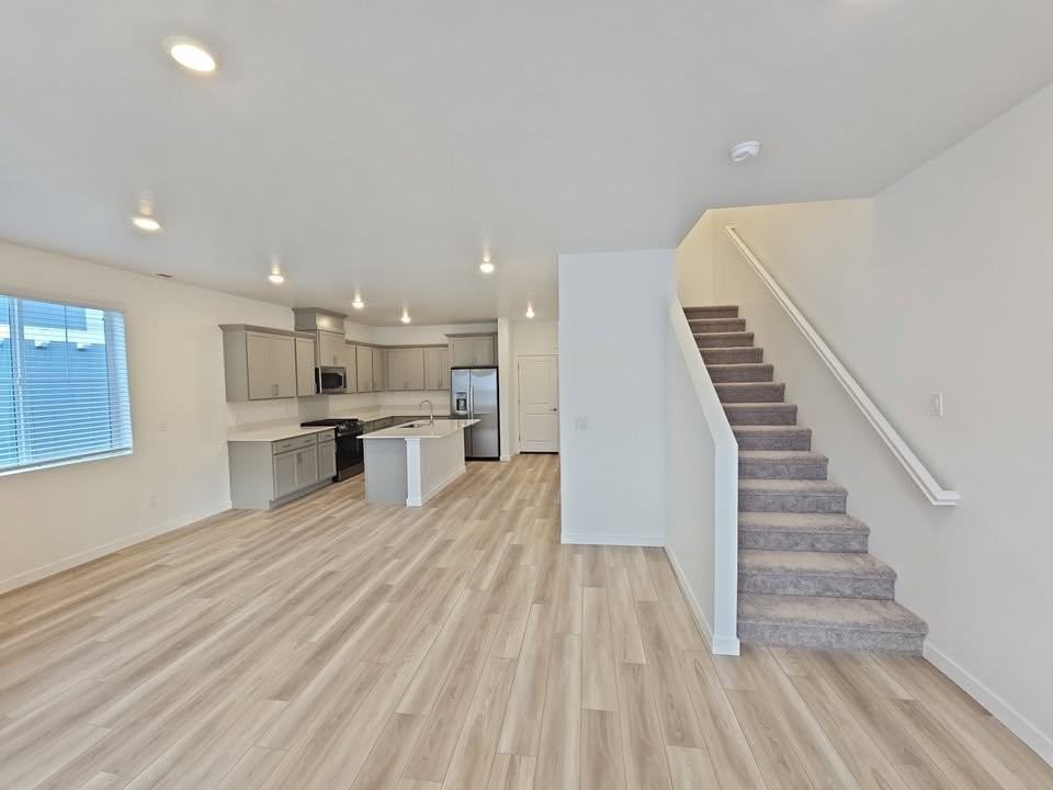 4138 W Perspective St - Photo 2 of 27