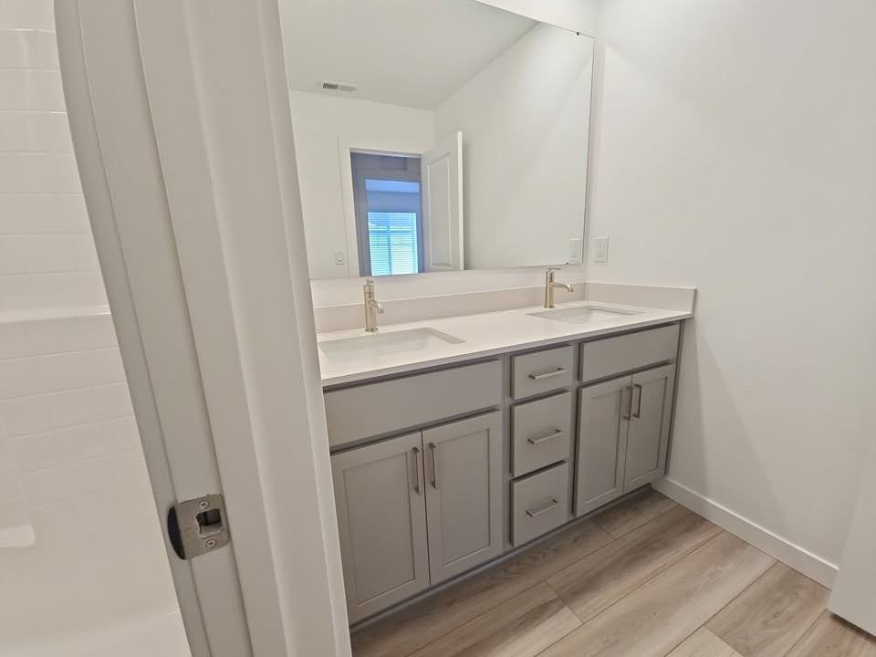 4138 W Perspective St - Photo 6 of 27