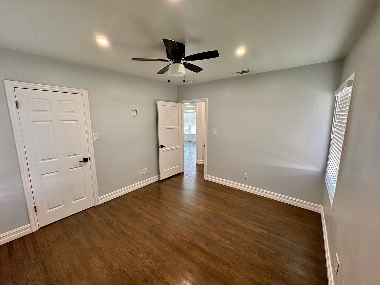 3442 N Greenbrier Rd - Photo 6 of 18