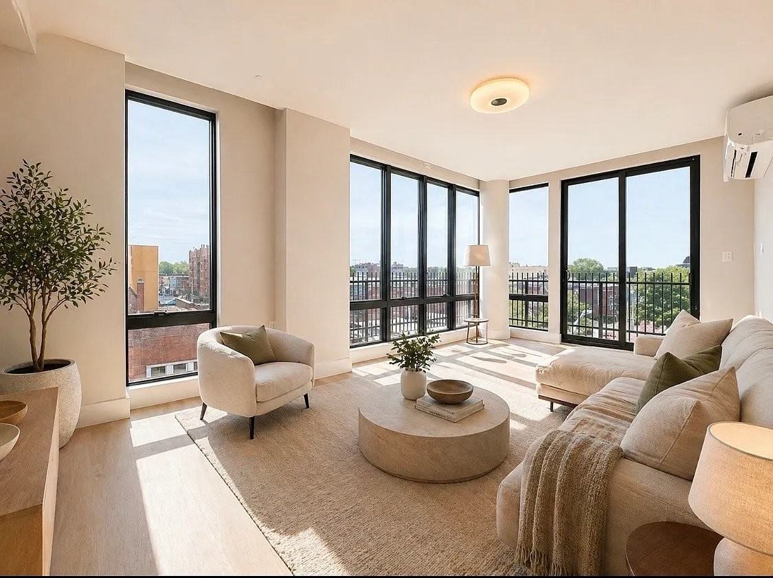 4419 Broadway - Photo 4 of 4
