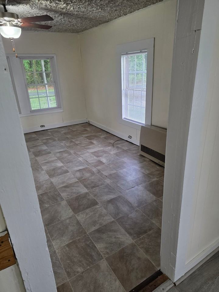 1822 Emmaus Church Rd - Photo 5 of 50