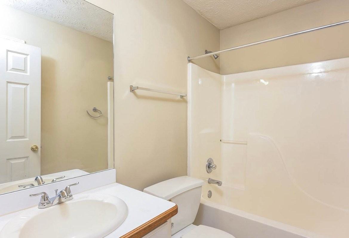 315 Meadow Gate Ct - Photo 7 of 8