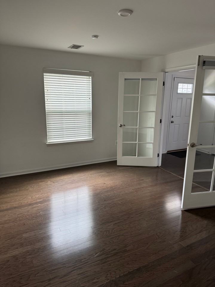 2803 Wheatland Station Way - Photo 4 of 44
