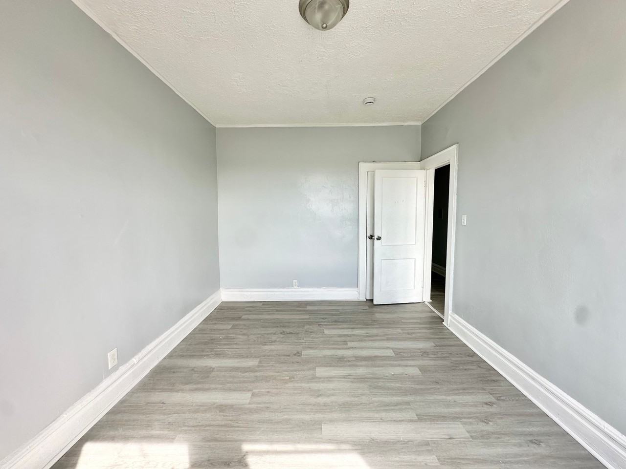 94 Fairmount Ter #412 - Photo 6 of 8