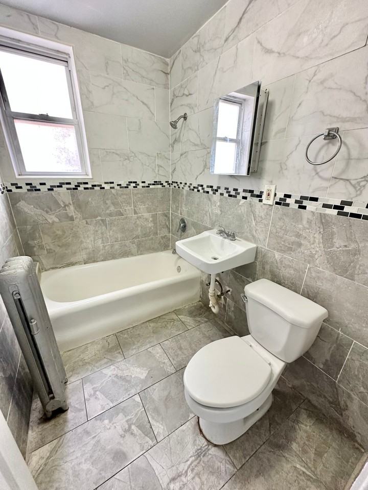 94 Fairmount Ter #412 - Photo 7 of 8