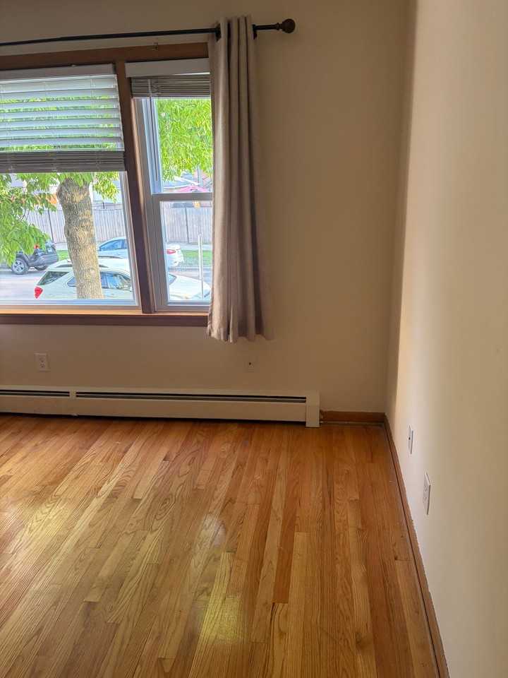 3500 Oak Park Ave #2W - Photo 5 of 23