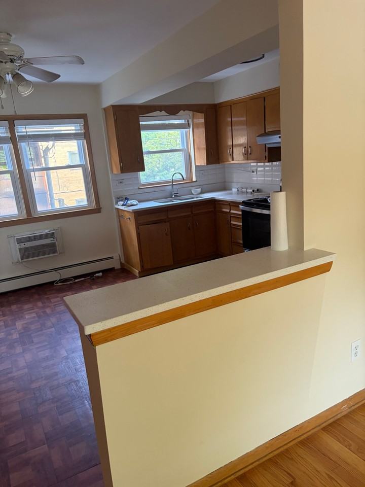 3500 Oak Park Ave #2W - Photo 7 of 23