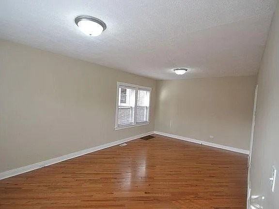 27230 Wesley Ave - Photo 7 of 8