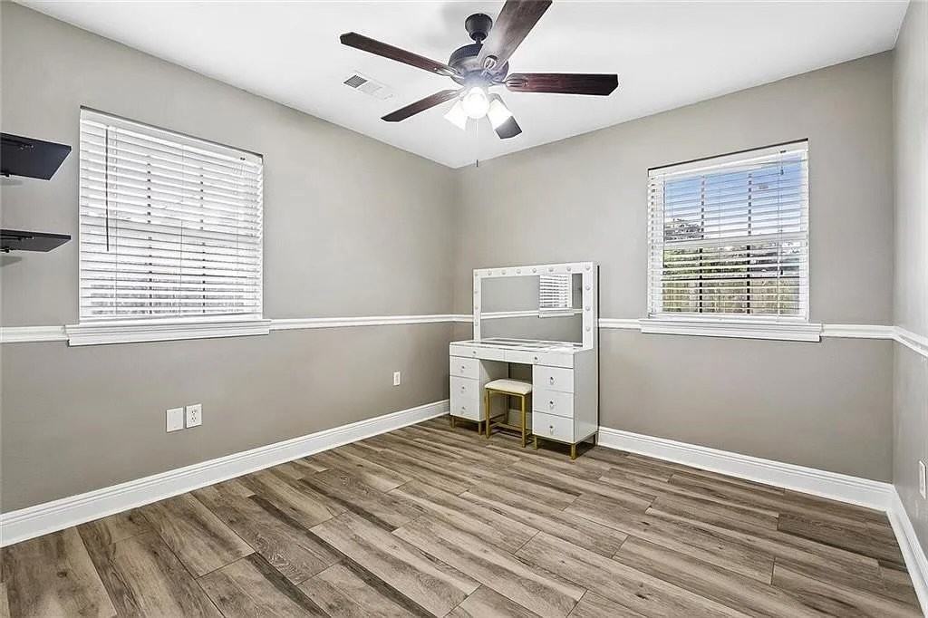 2413 Bobwhite Dr - Photo 5 of 6