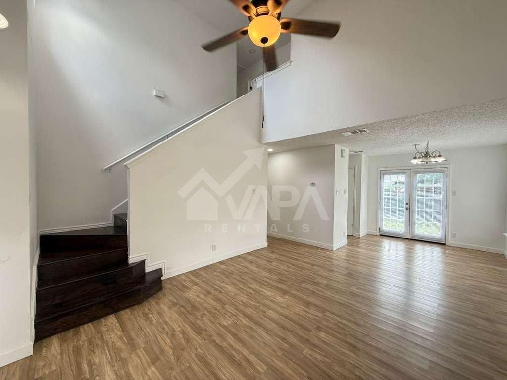 3230 Bear Springs Dr - Photo 3 of 20