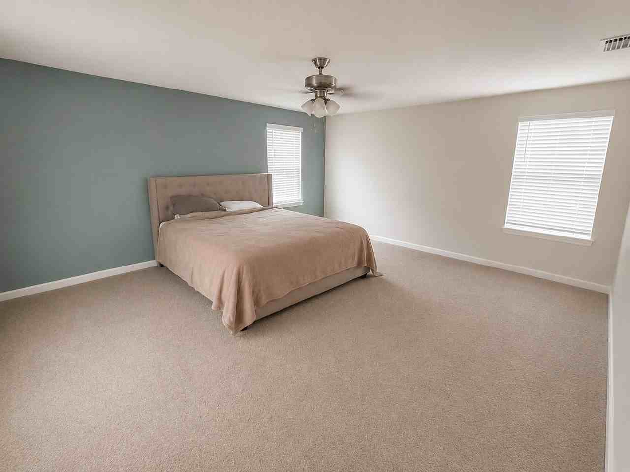 11608 Cleyera Ct - Photo 5 of 11