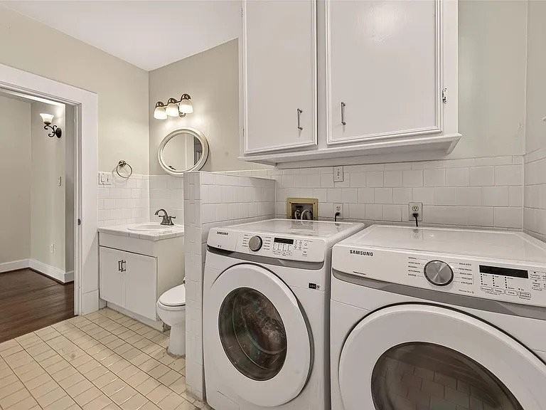 1514 Glasholm Dr - Photo 4 of 9