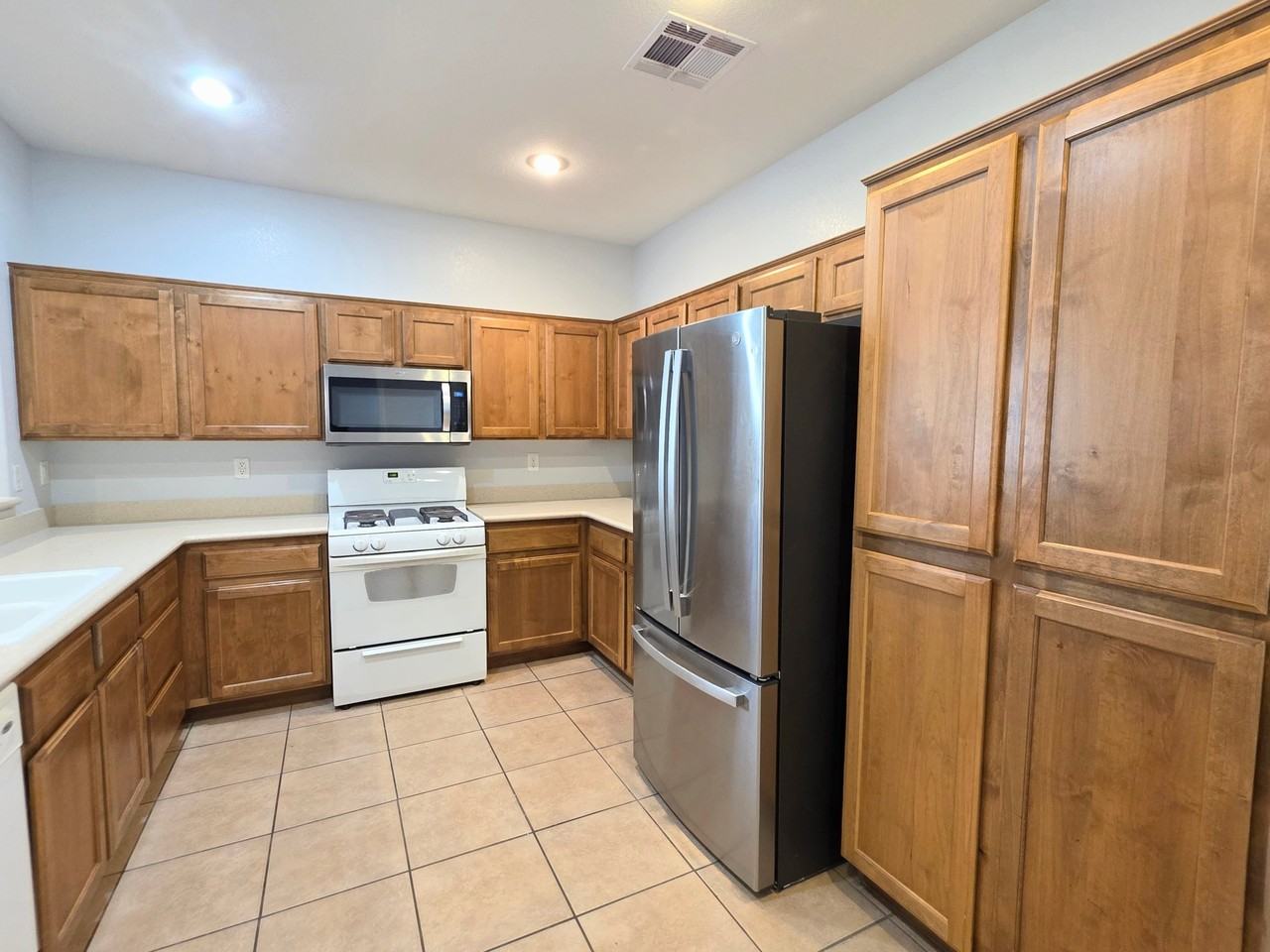 7750 Crystal Village Ln - Photo 3 of 8