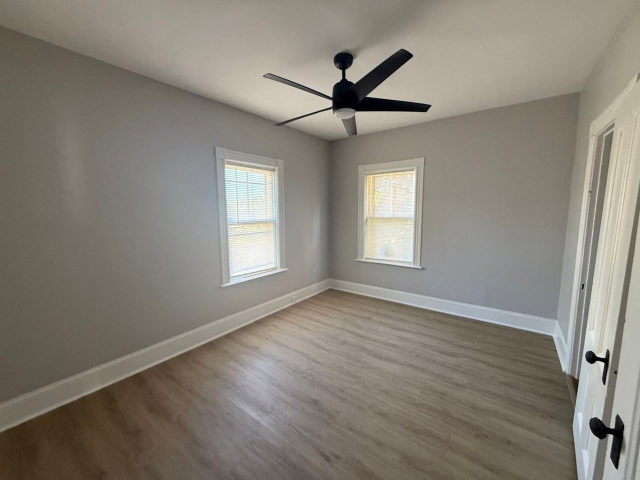 130 Union St #2 - Photo 5 of 11