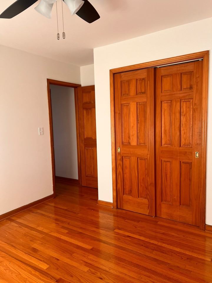 924 Claiborne Ave - Photo 6 of 12