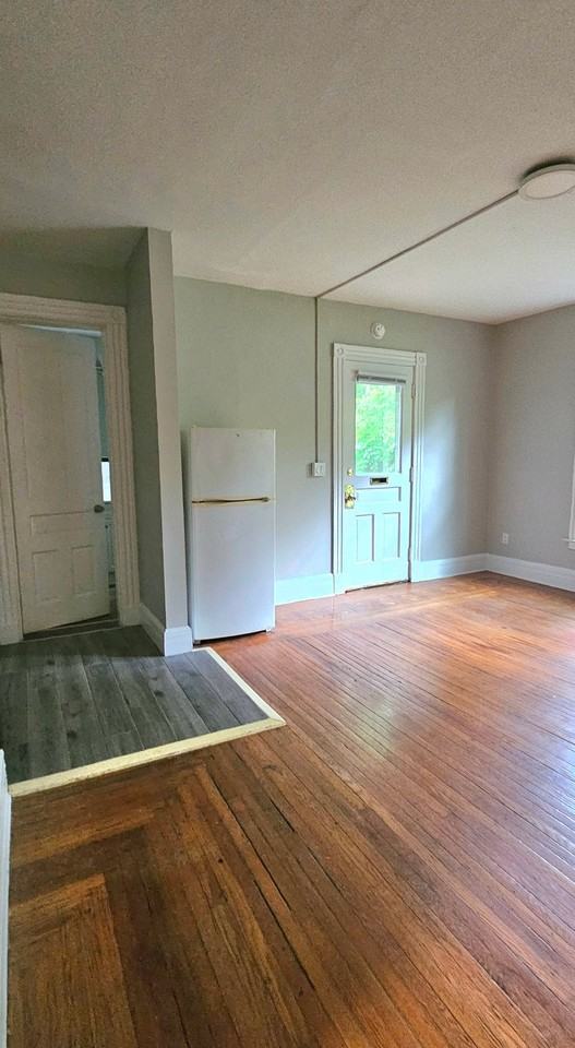 172 Fountain St #1R - Photo 2 of 9