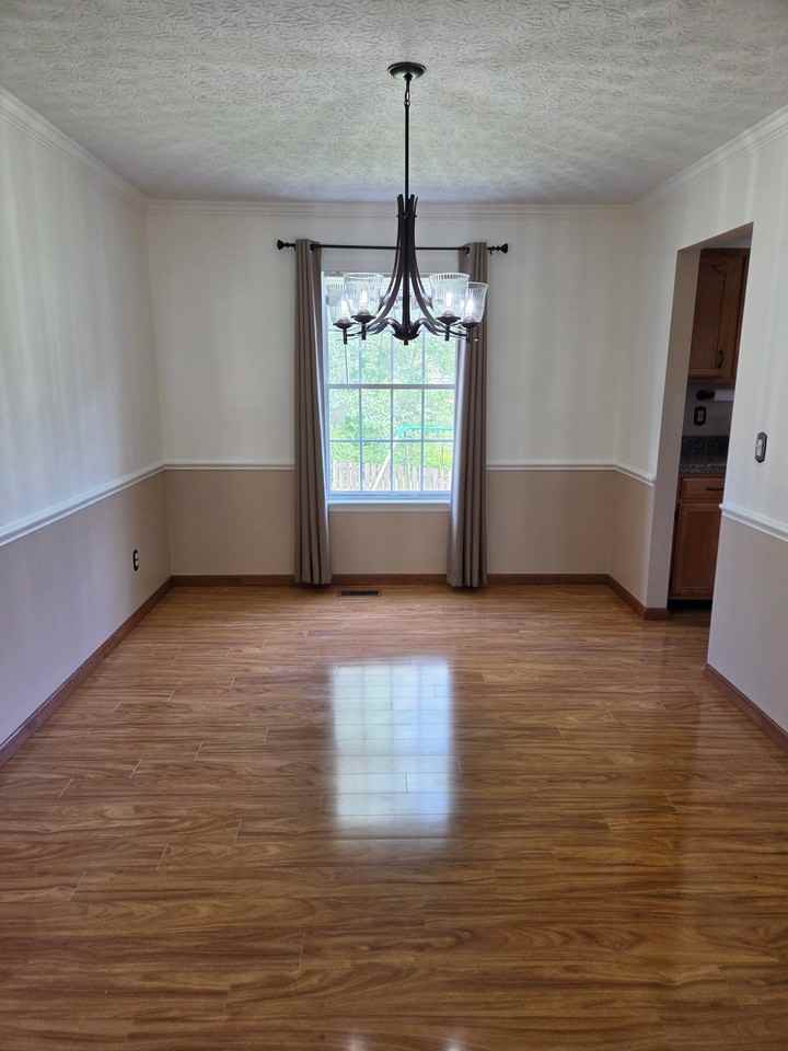 2222 Gosforth Ln - Photo 3 of 17