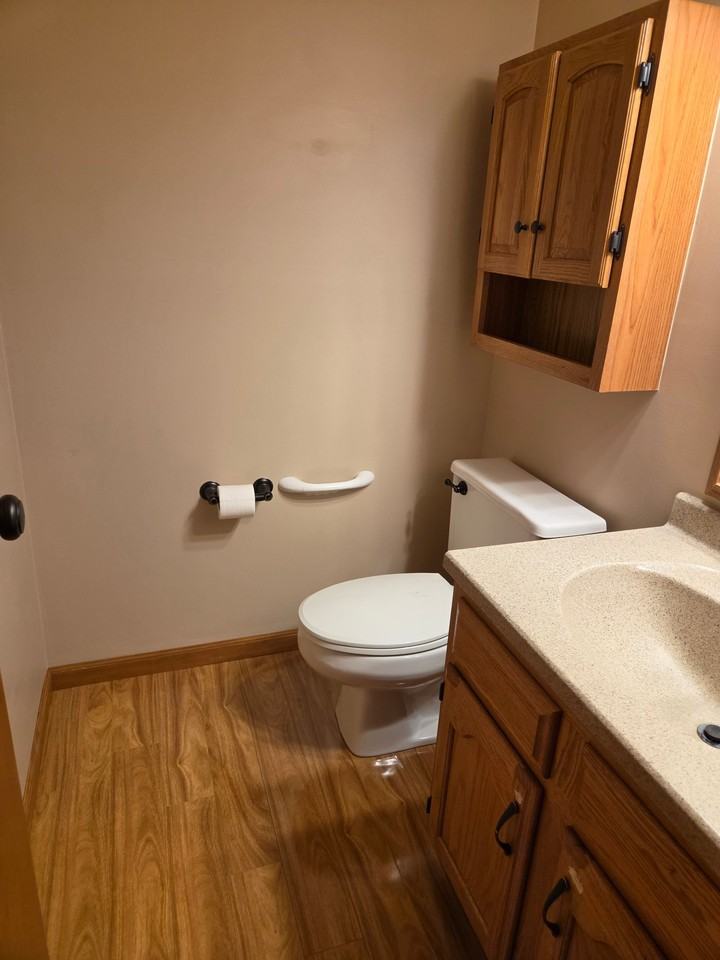 2222 Gosforth Ln - Photo 4 of 17