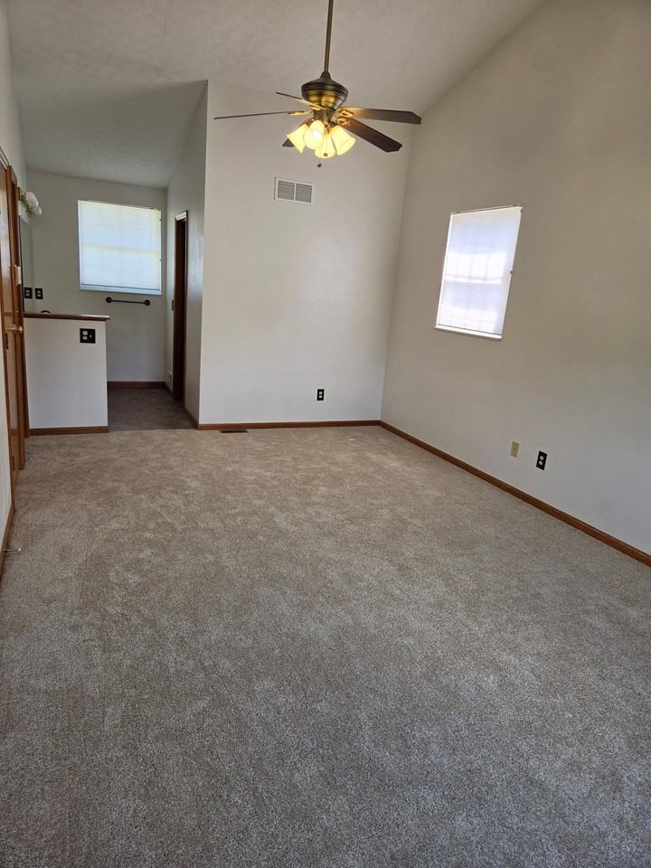 2222 Gosforth Ln - Photo 7 of 17