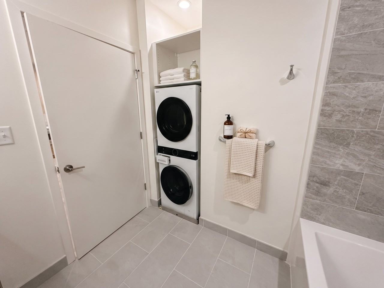 1151 Walnut St #204 - Photo 3 of 6