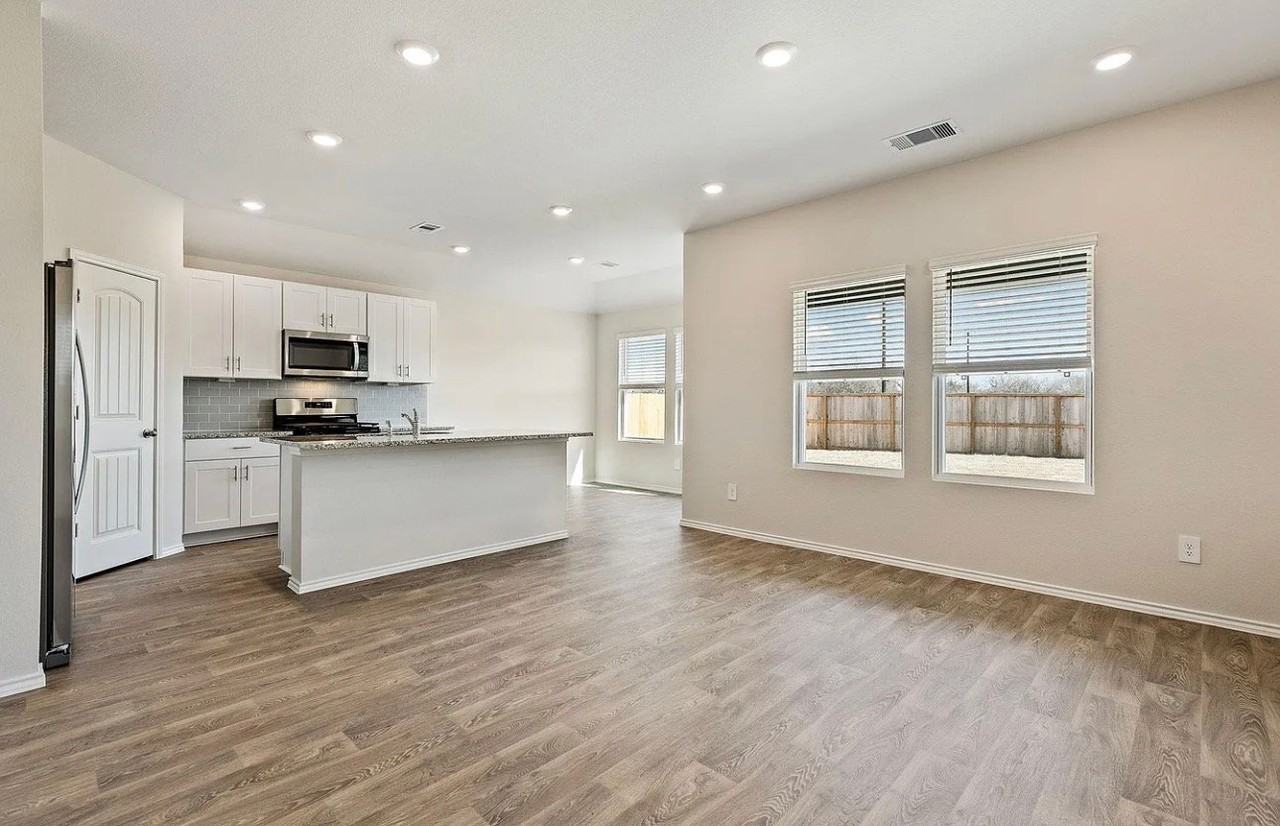 1702 Miller Ter - Photo 3 of 11