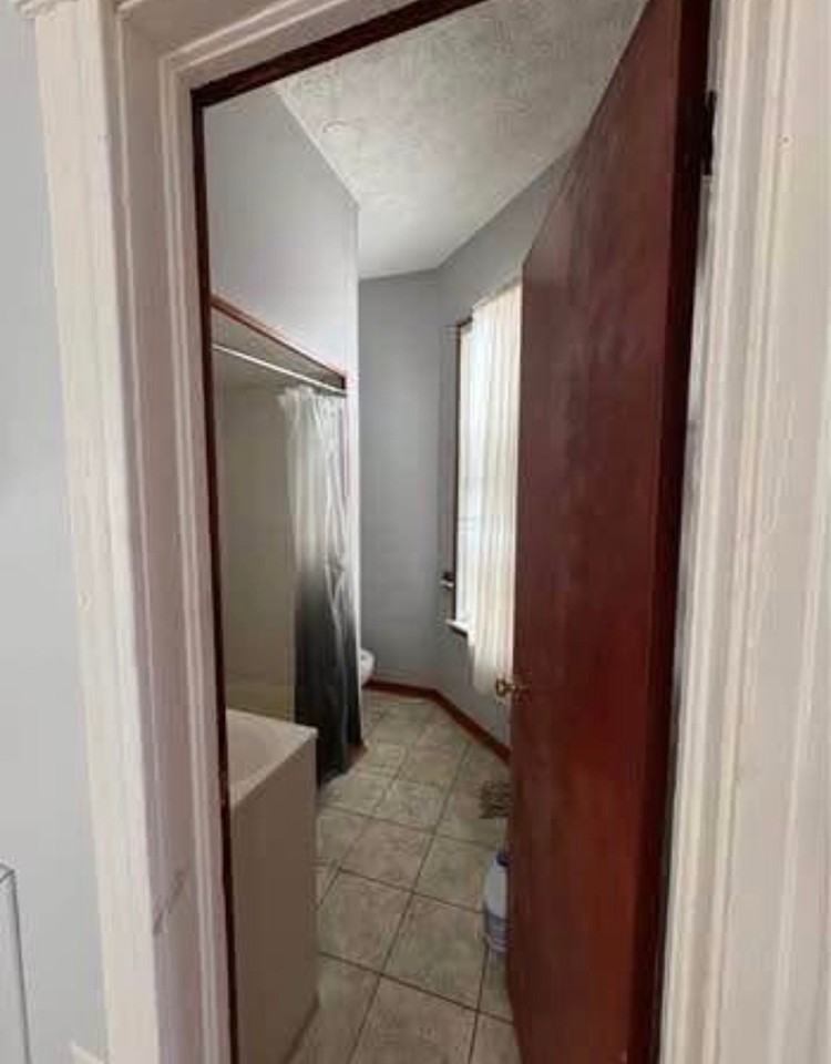 1813 S Lawndale Ave #2 - Photo 5 of 11