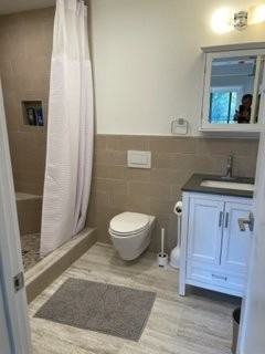1001 River Dr #210 - Photo 4 of 9