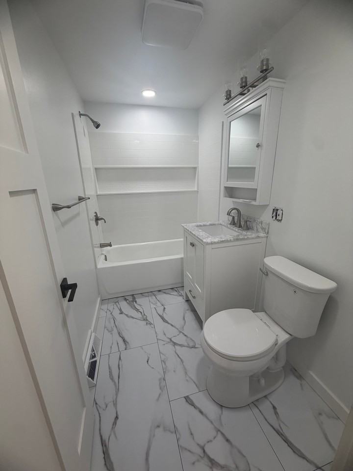407 La Rue Ave - Photo 3 of 9