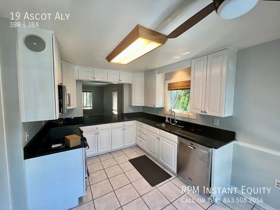 19 Ascot Aly - Photo 4 of 32