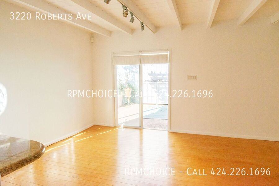 3220 Roberts Ave - Photo 3 of 27