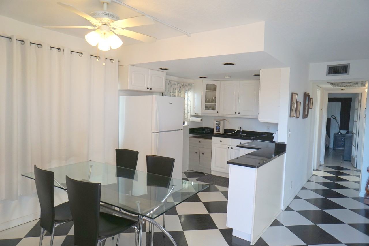 401 Southampton A #401 - Photo 3 of 34