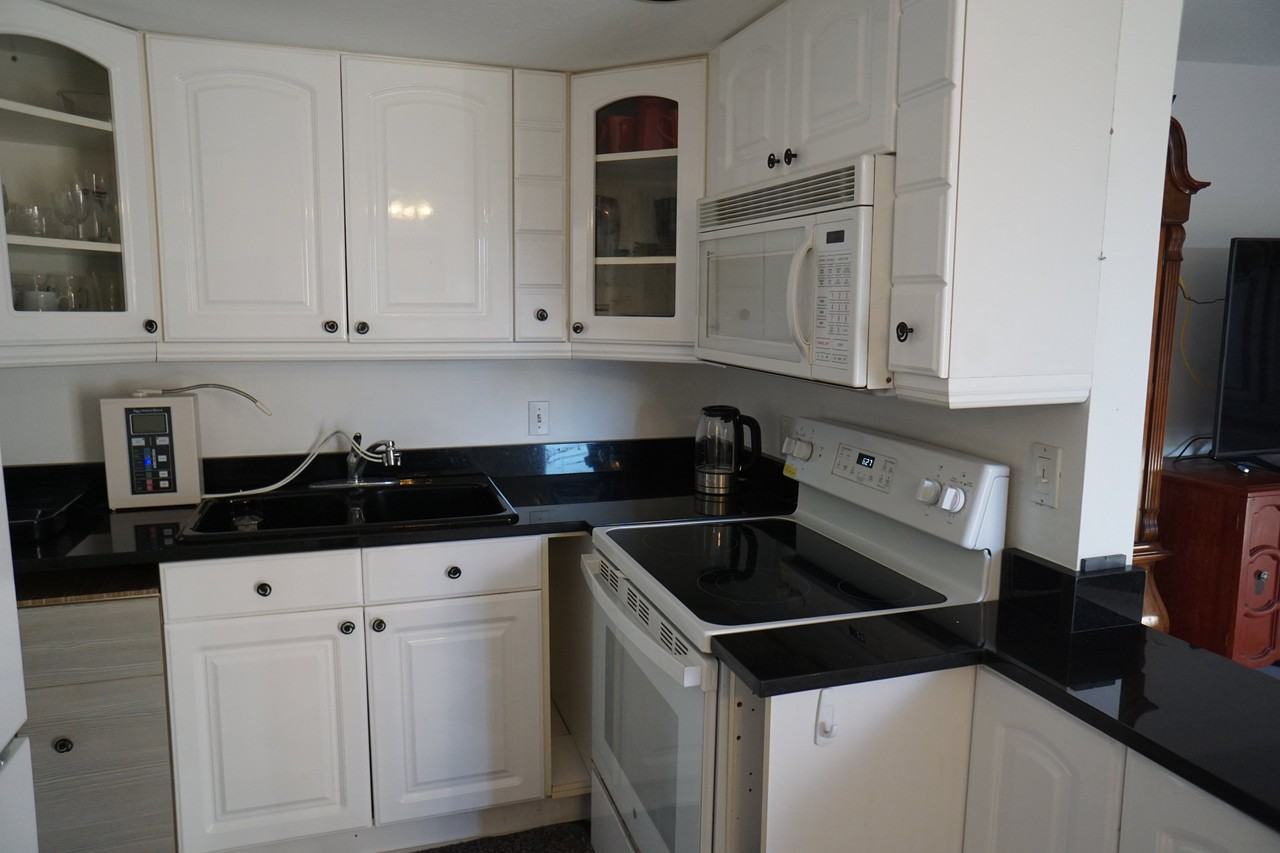401 Southampton A #401 - Photo 5 of 34