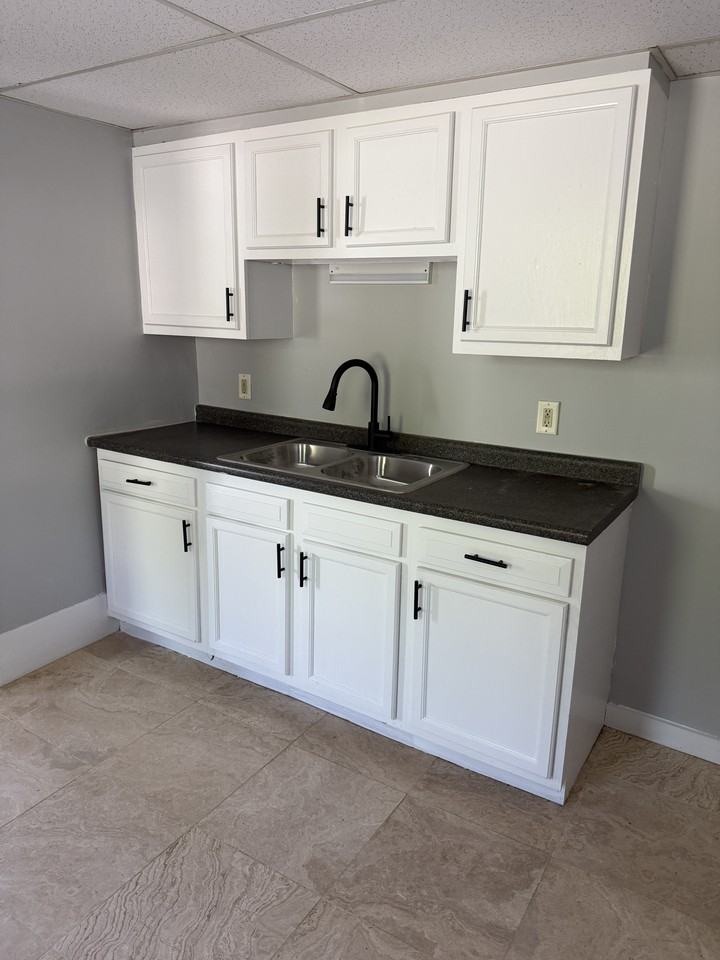 536 Main St #2 - Photo 6 of 9