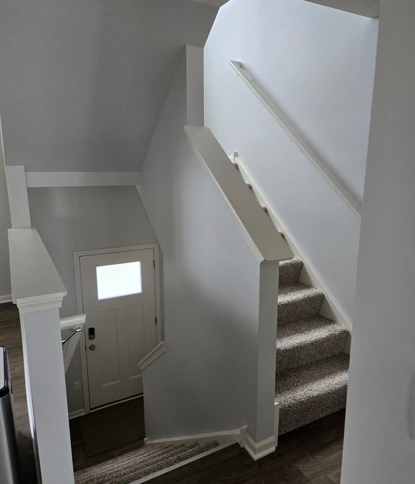 3806 Bissel Dr - Photo 2 of 19