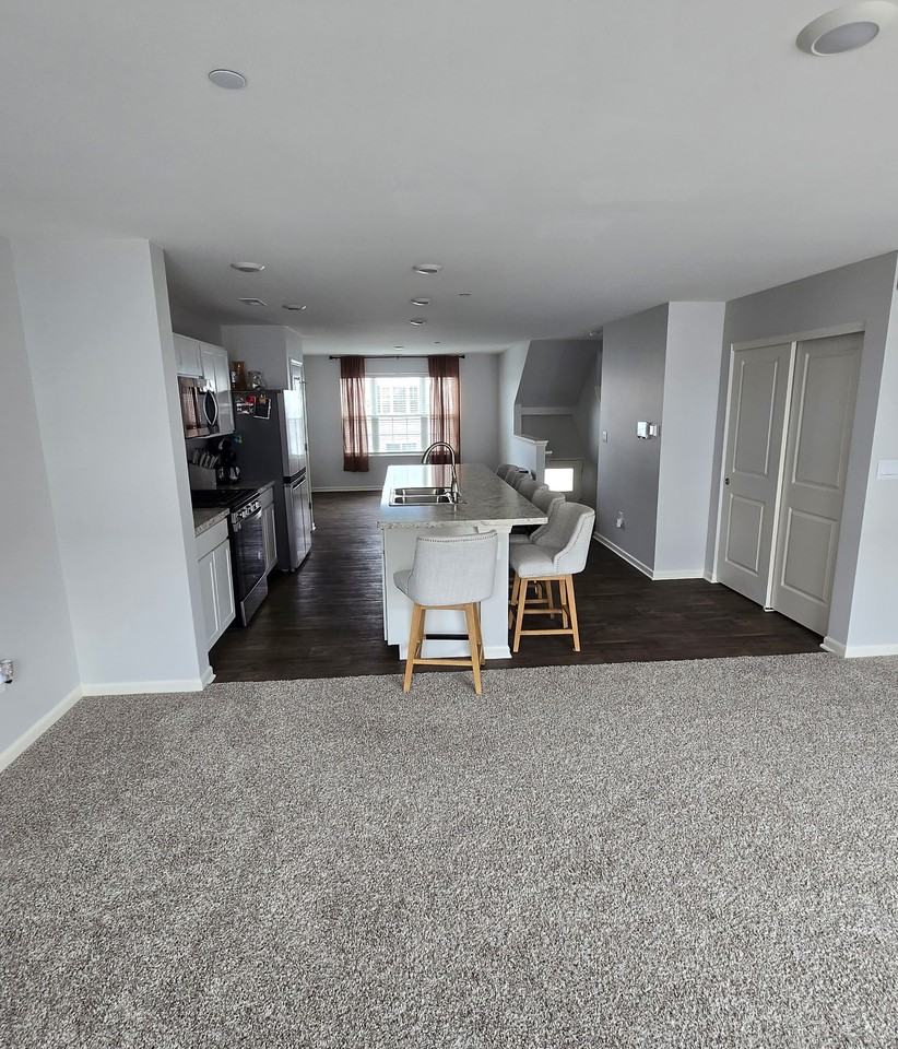 3806 Bissel Dr - Photo 4 of 19
